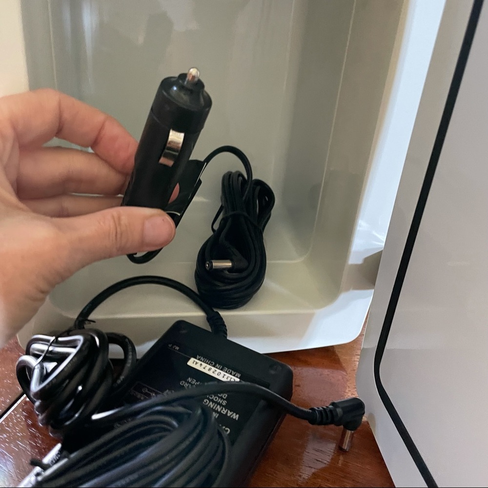 Sharper Image Hot Cold Snack Box - Picture 7 of 10